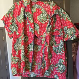 Printfresh Red Short-Sleeve Button-Front Shirt with Green Print
